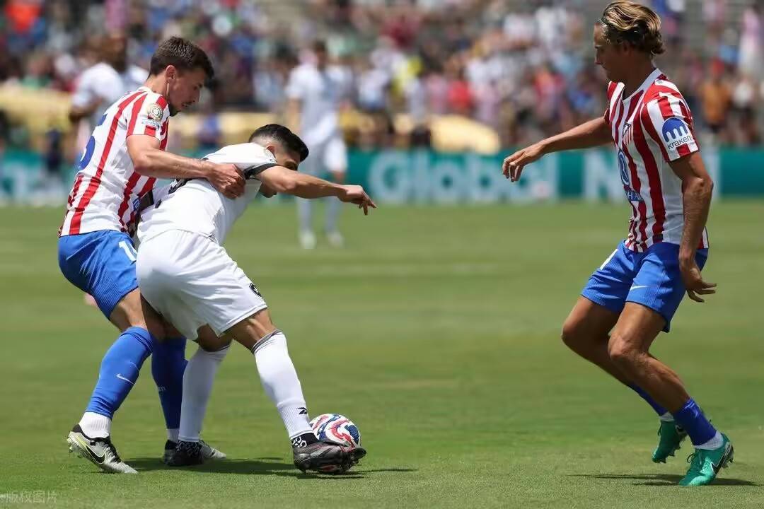 爱游戏-老鹰引发争议！，Doinb官方宣布比赛局势复杂新规引发球迷热议-爱游戏